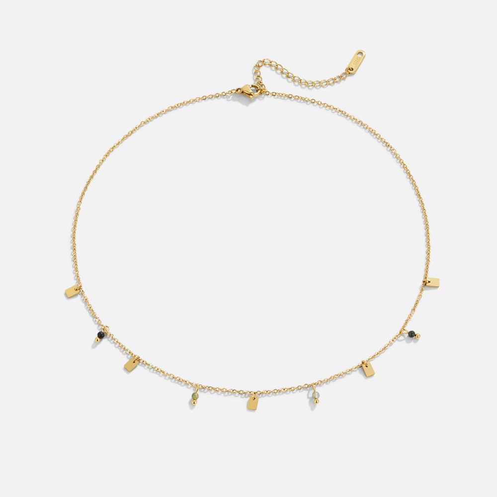 Collar dorado Tara con gota cuadrada