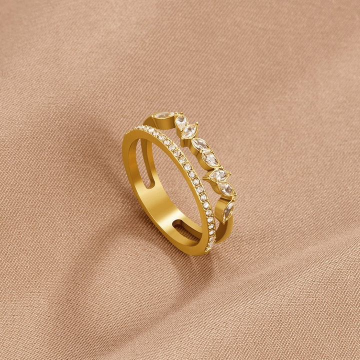 Anillo 18K dorado Mia cristal