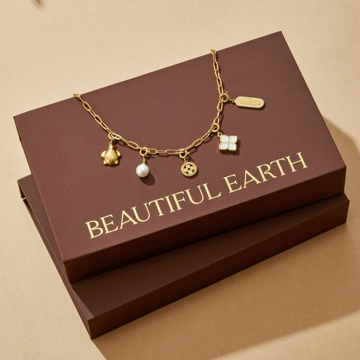 Collar con colgante en forma de clip chapado en oro de 18K