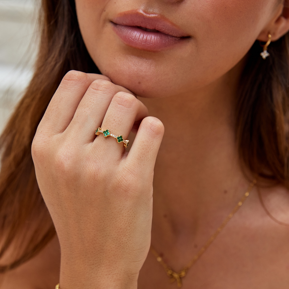 Anillo cristal trébol de cuatro hojas