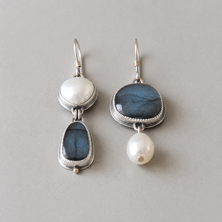 Pendientes vintage de piedra azul con perlas