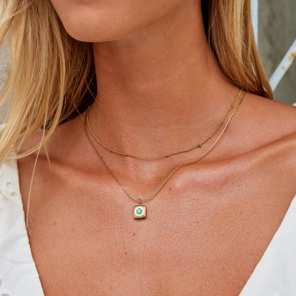 Collar dorado Vintage Lara
