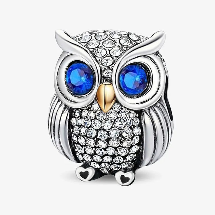 Colgante de búho con ojos azules