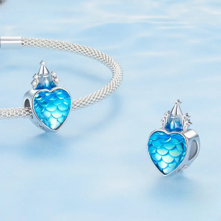 Colgante de corazón azul