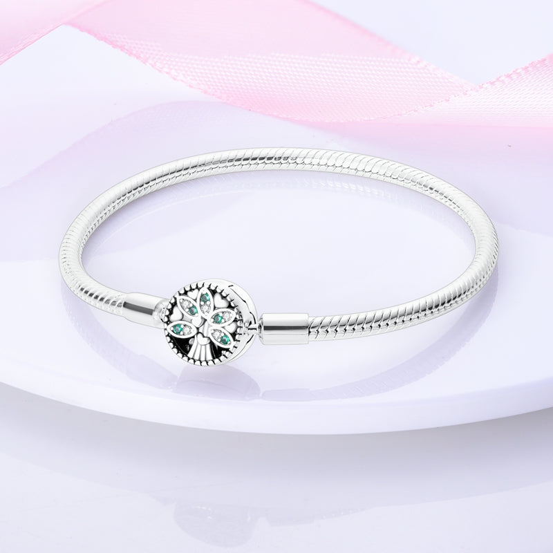 Pulsera verde con encantos mágicos del Árbol de la Vida