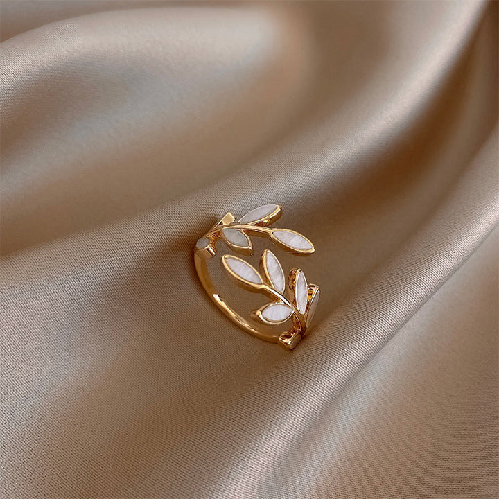 Anillo pure blanco ópalo hoja