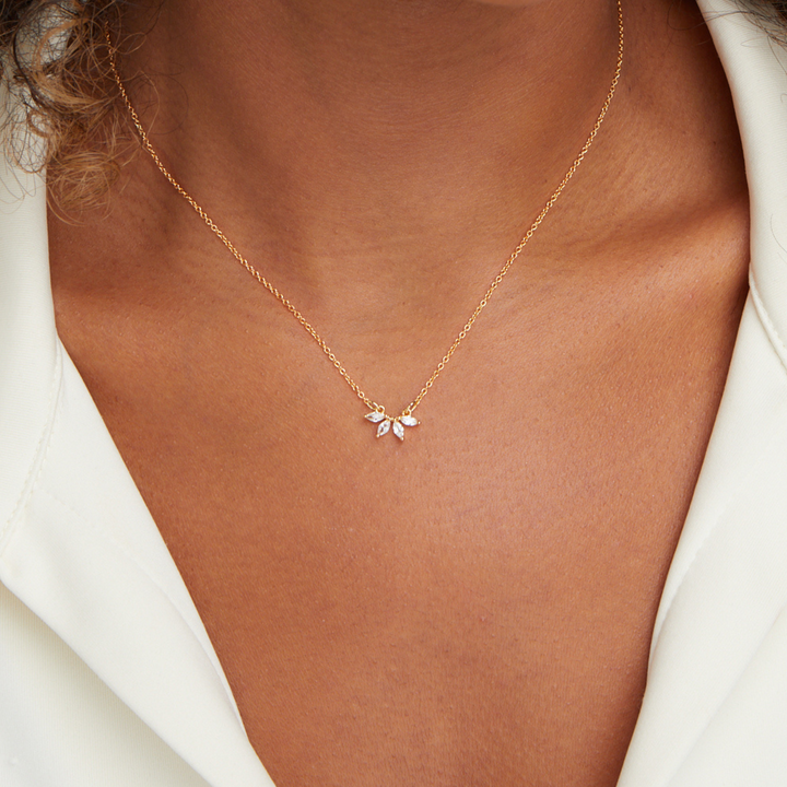 Collar Tiffany con colgante de hojas de cristal