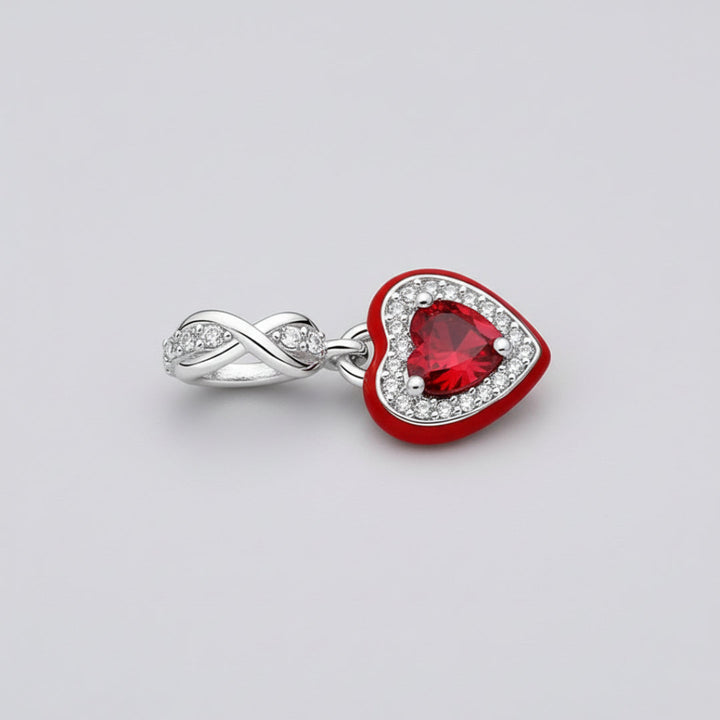 Colgante de corazón rojo