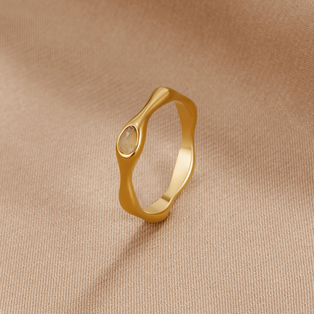 Anillo dorado Amalfi ondulado