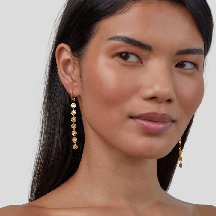 Pendientes disco Amari chapados en oro 18K