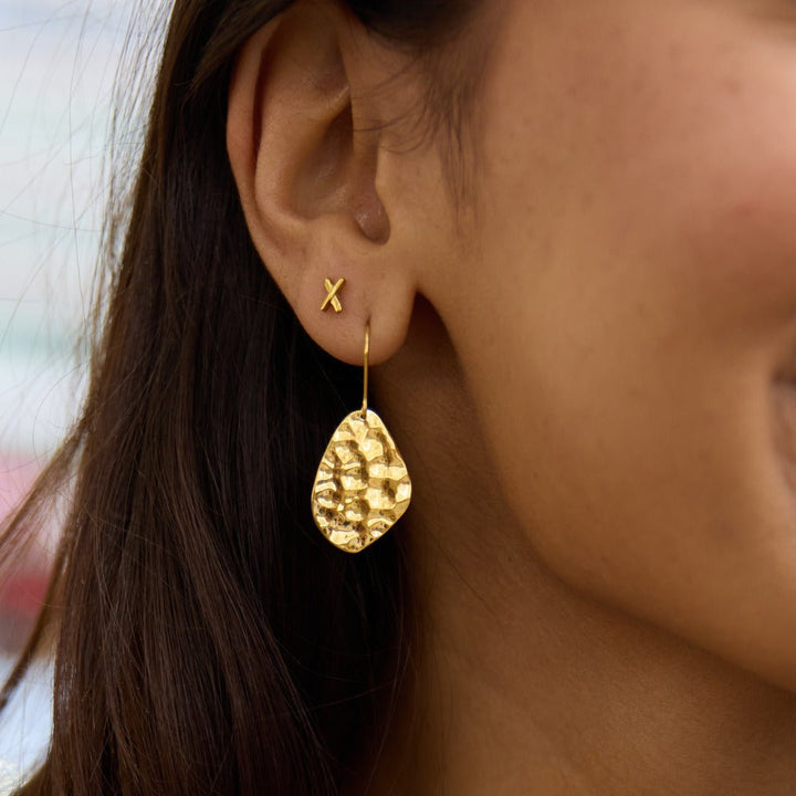 Pendientes dorados Amaya con colgantes