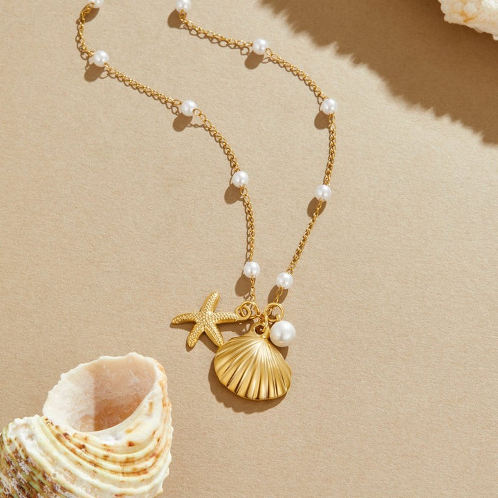 Collar Aria con charm de concha