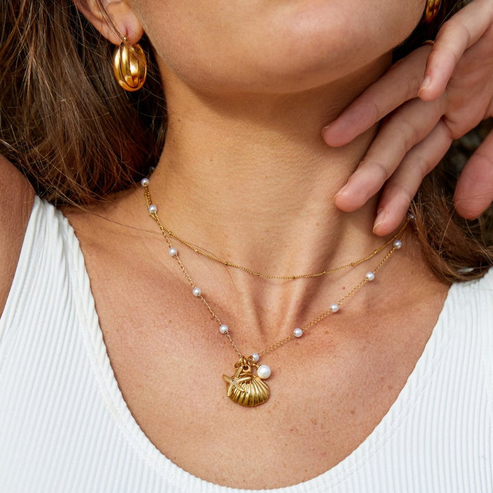 Collar Aria con charm de concha