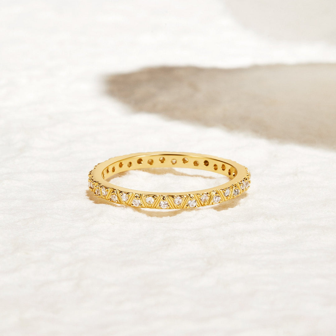 Anillo dorado y cristal Arquette