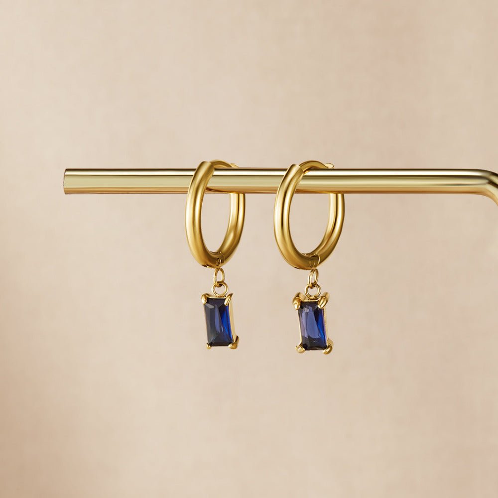 Pendientes Avery de cristal azul