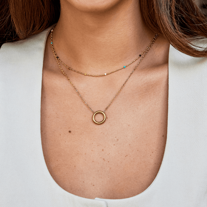 Collar Avery con colgante