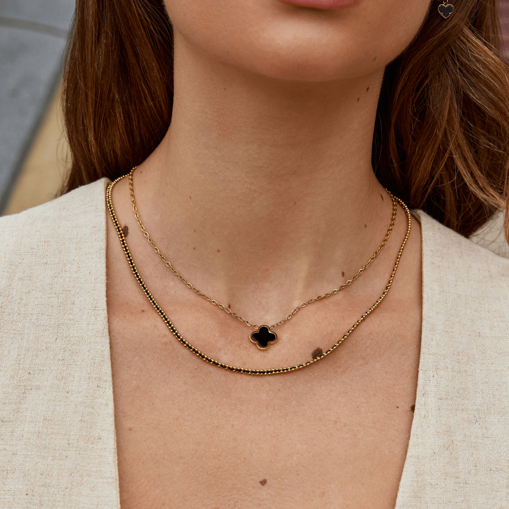 Collar Trébol Negro