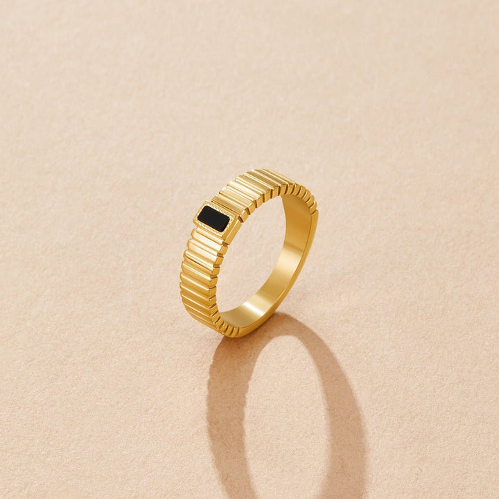 Anillo negro cristal liso