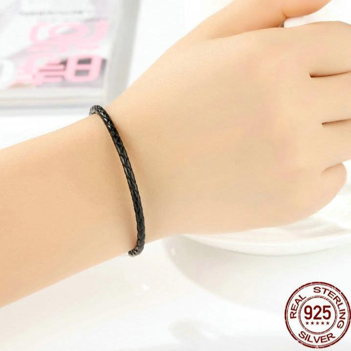 Pulsera de Cuero Negra con Charms