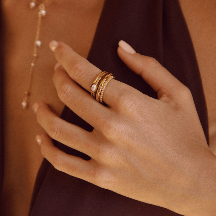 Anillo ancho perla 18K dorado