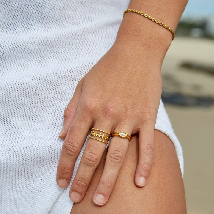 Anillo ancho perla 18K dorado