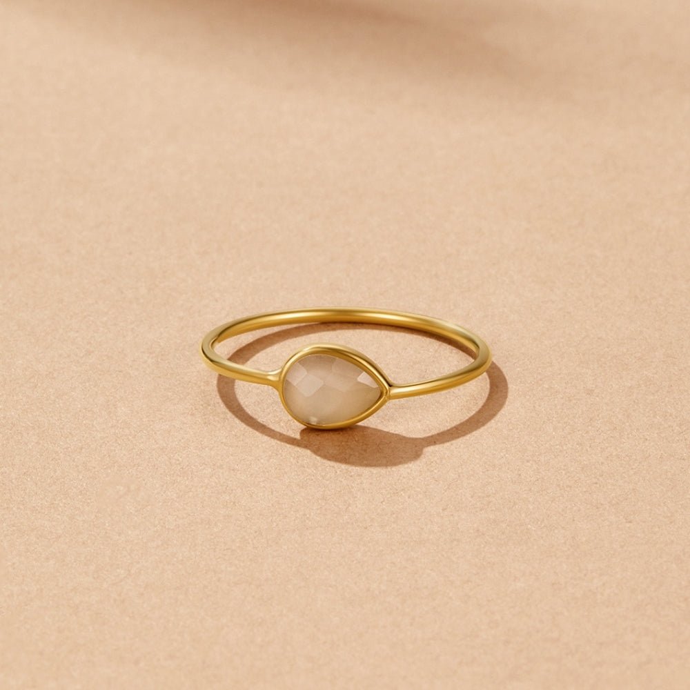 Anillo Clara Kapkovy piedra