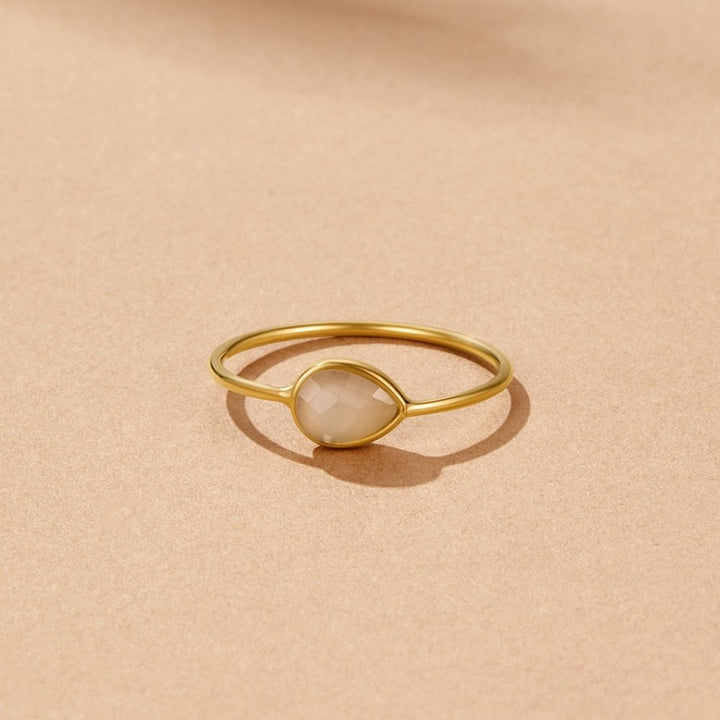 Anillo Clara Kapkovy piedra