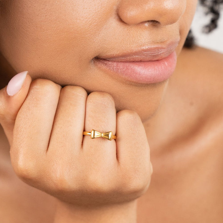 Anillo dorado arc Ellie