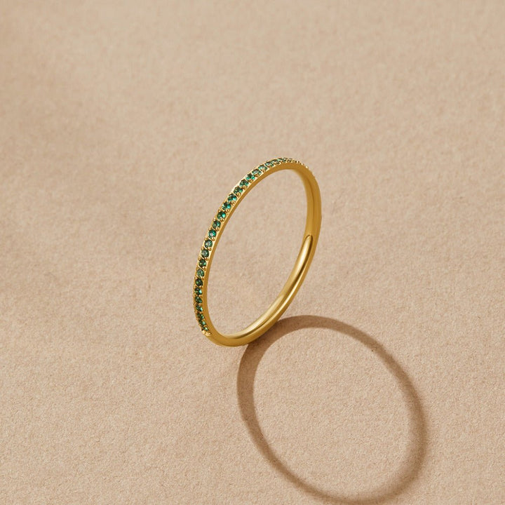 Anillo cristal esmeralda eternidad