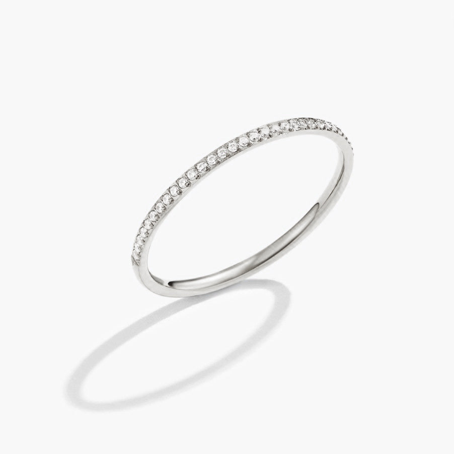 Anillo plateado eternidad cristal