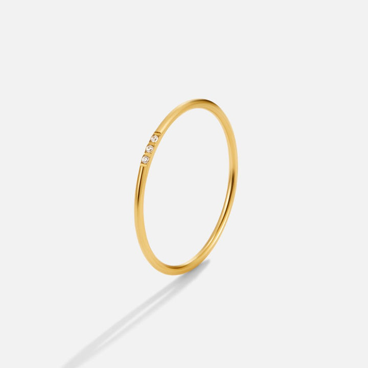 Anillo Eula dorado y cristal