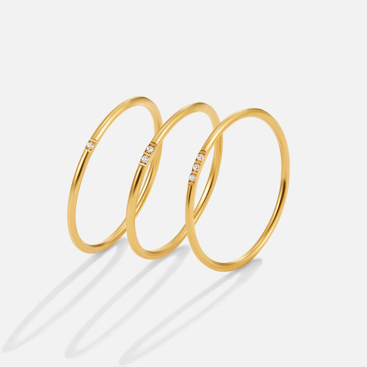 Anillo Eula dorado y cristal