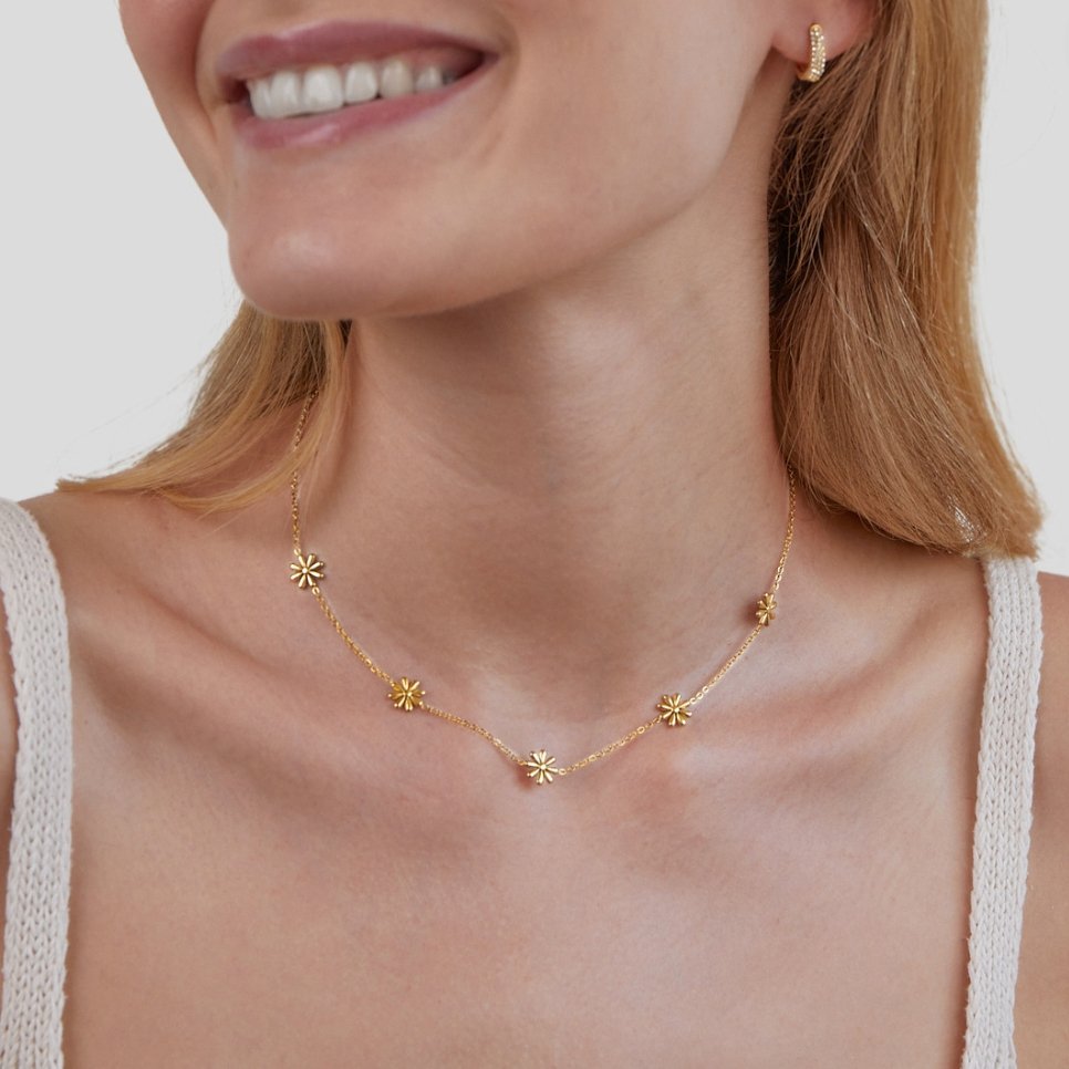 Collar Flower Power chapado en oro de 18K