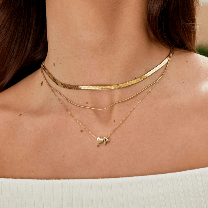 Collar dorado Amor Eterno y Hoja