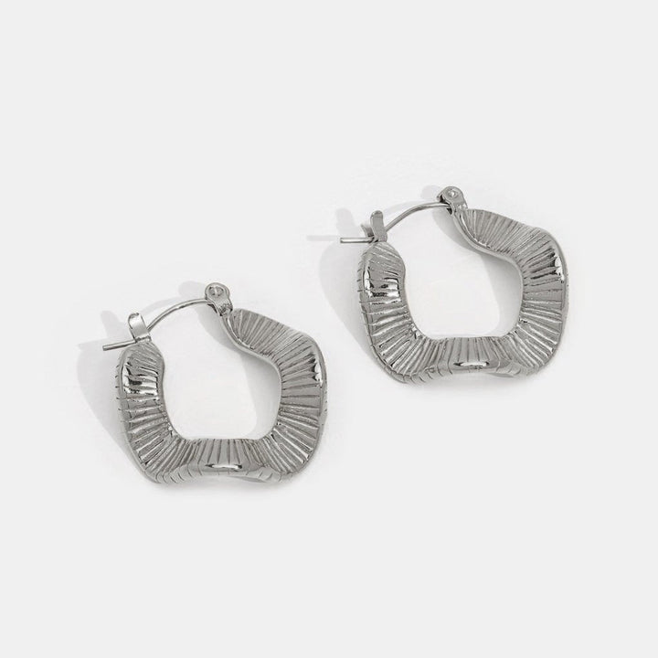 Pendientes geométricos plateados