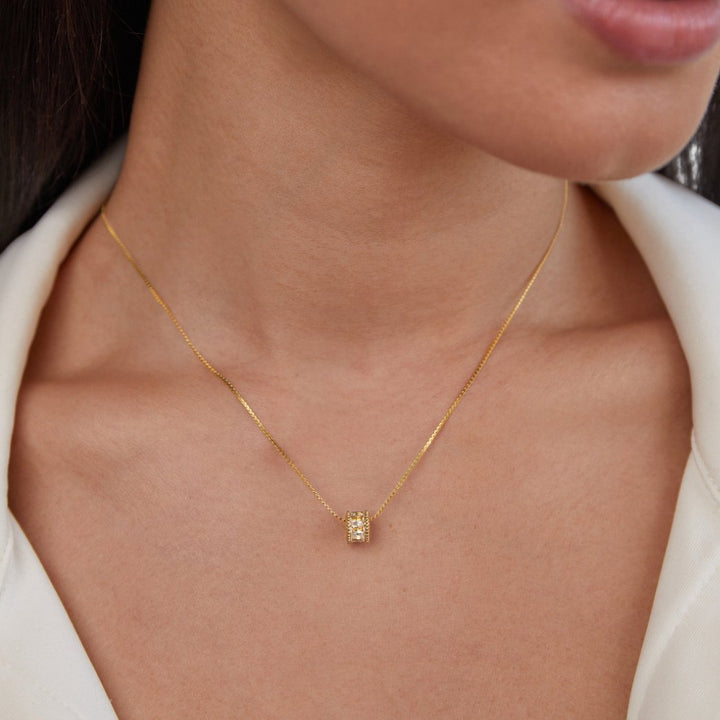 Set Gigi chapado en oro de 18K