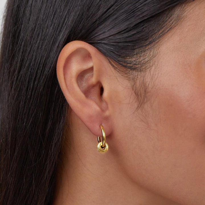 Pendientes Gigi de cristal dorado 18K