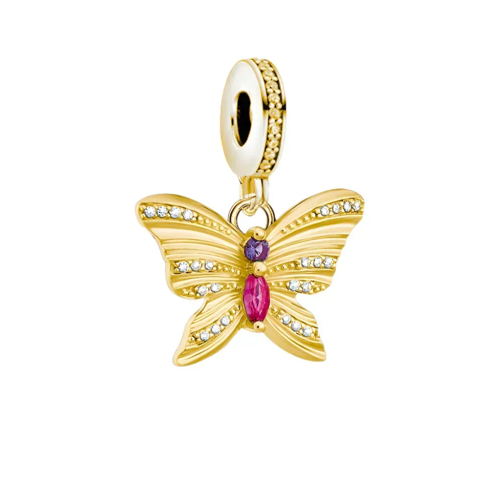 Collar de oro con mariposa
