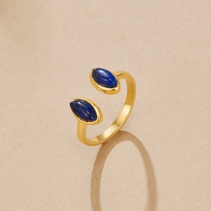 Anillo dorado lapislázuli