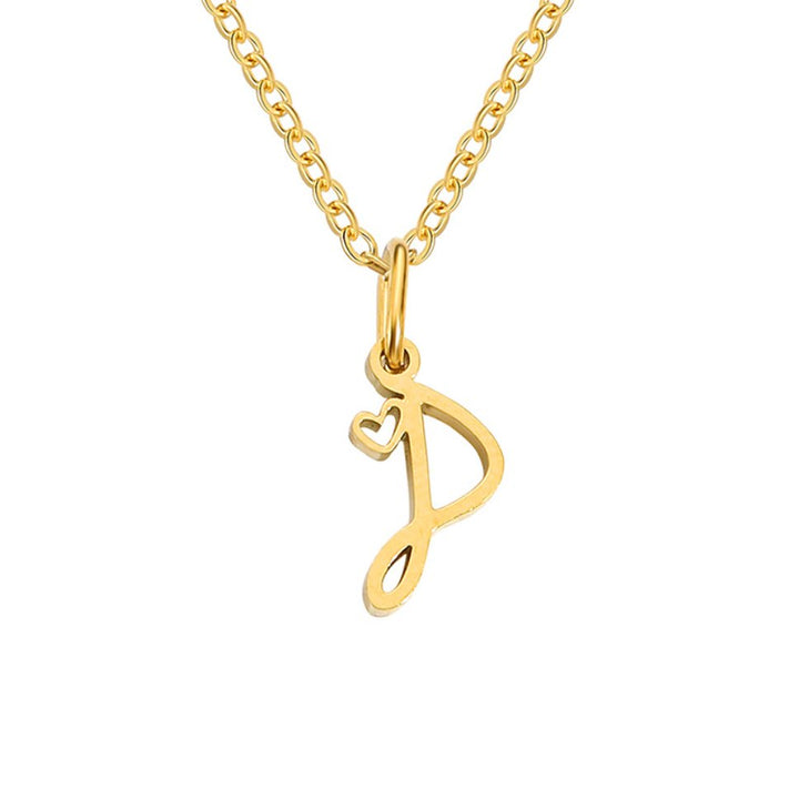Collar dorado de corazón con inicial
