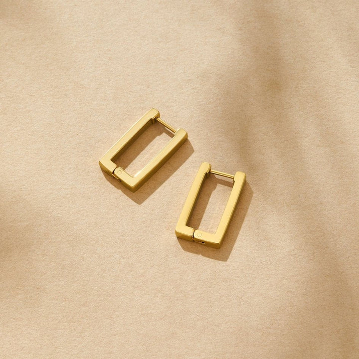 Pendientes dorados rectangulares