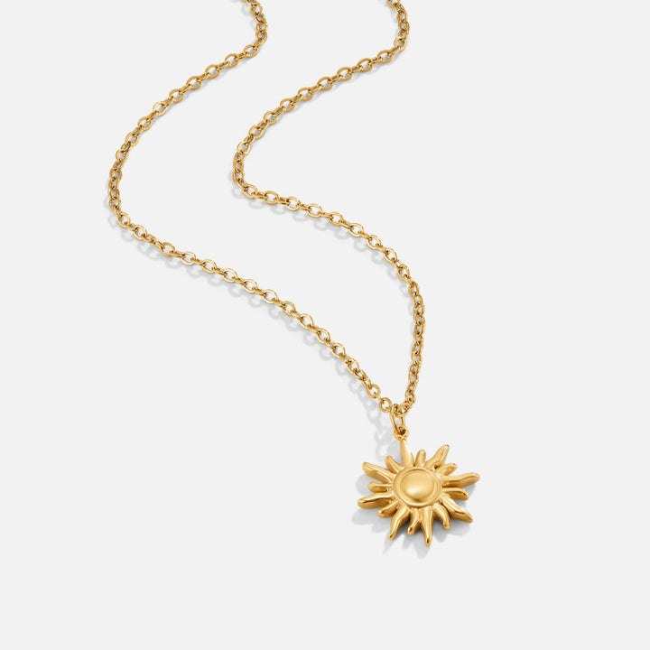 Colgante dorado Sol