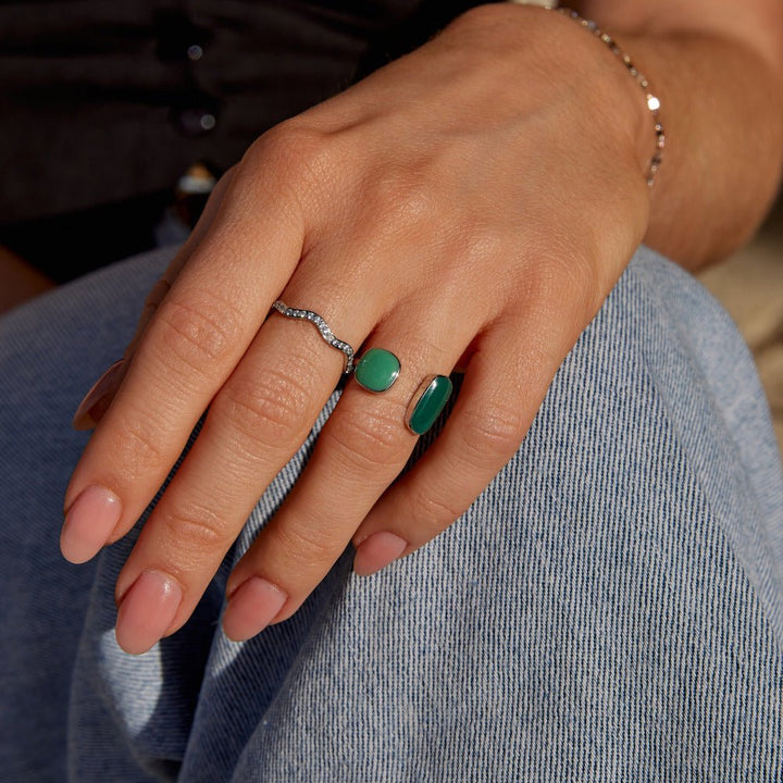 Anillo verde sauce plateado