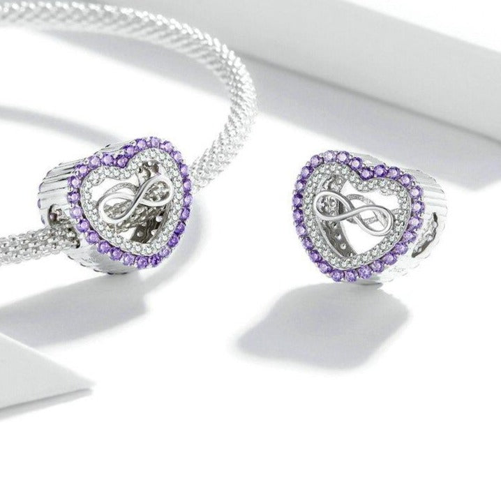 Colgante de corazón con infinito