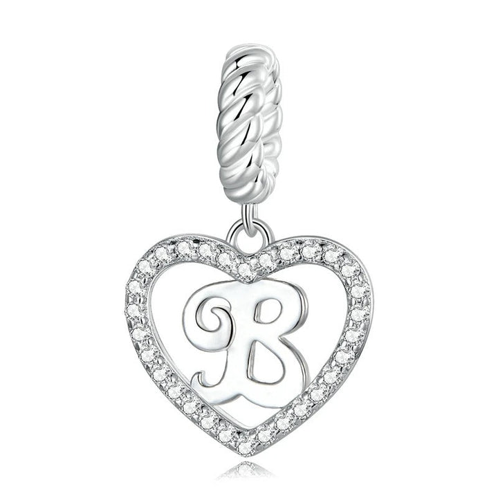 Colgante con la letra B en forma de corazón