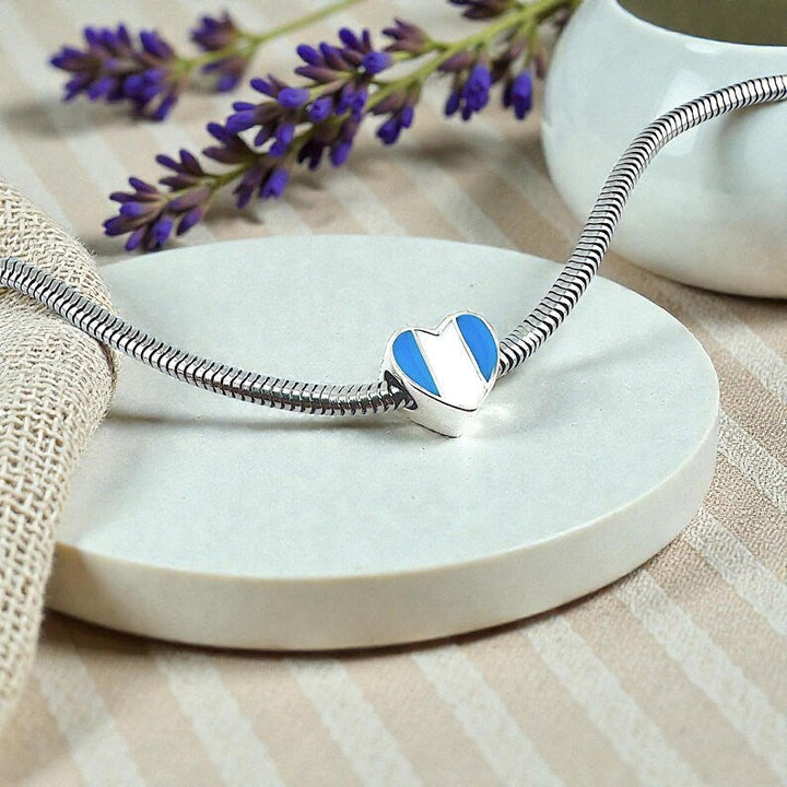 Cápsula con el corazón de Argentina