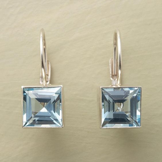 Pendientes vintage de vidrio azul con cuadros