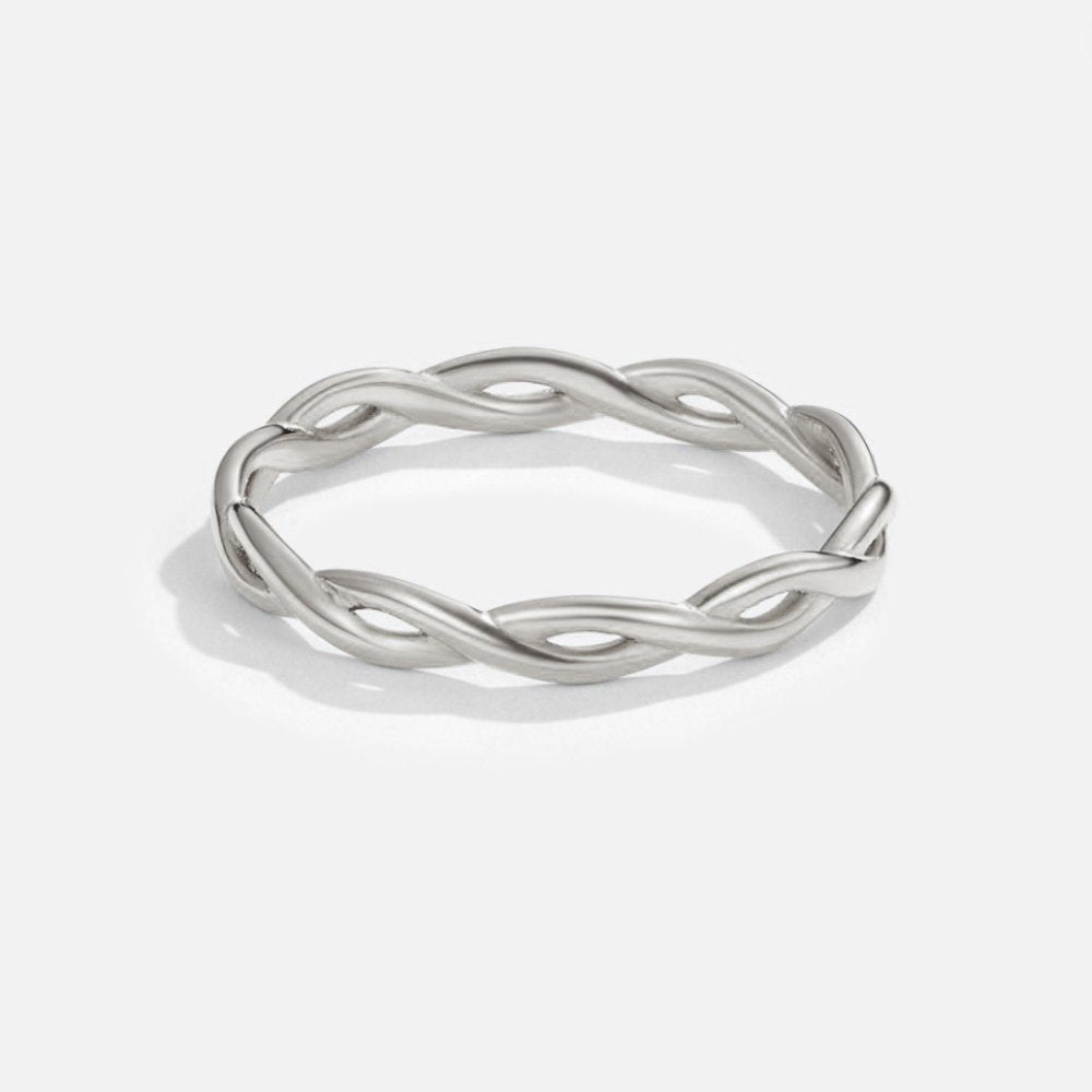Anillo infinito 18K plateado
