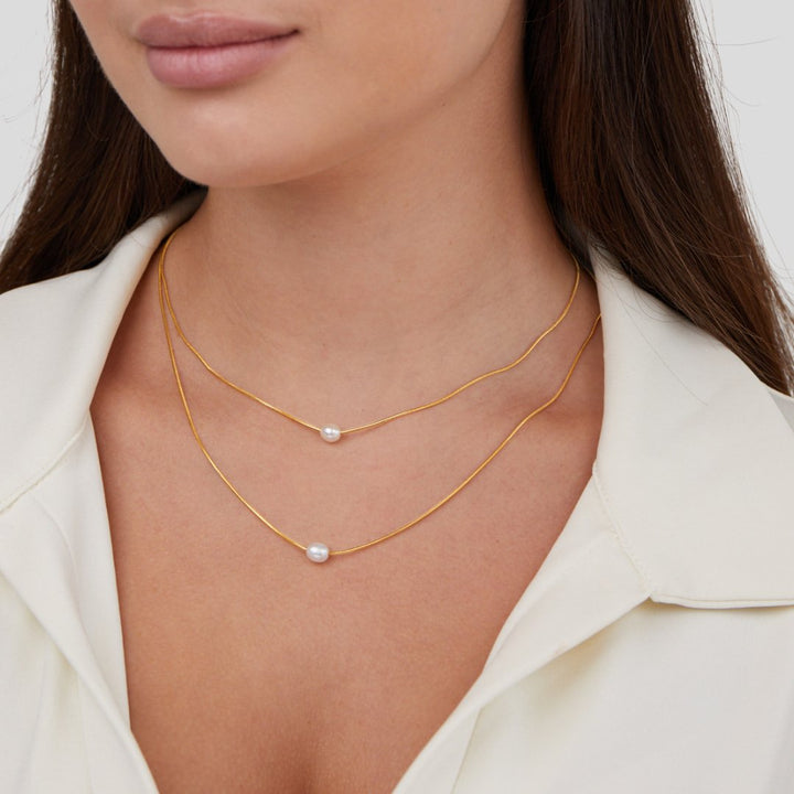 Collar multicapa de perlas de agua dulce