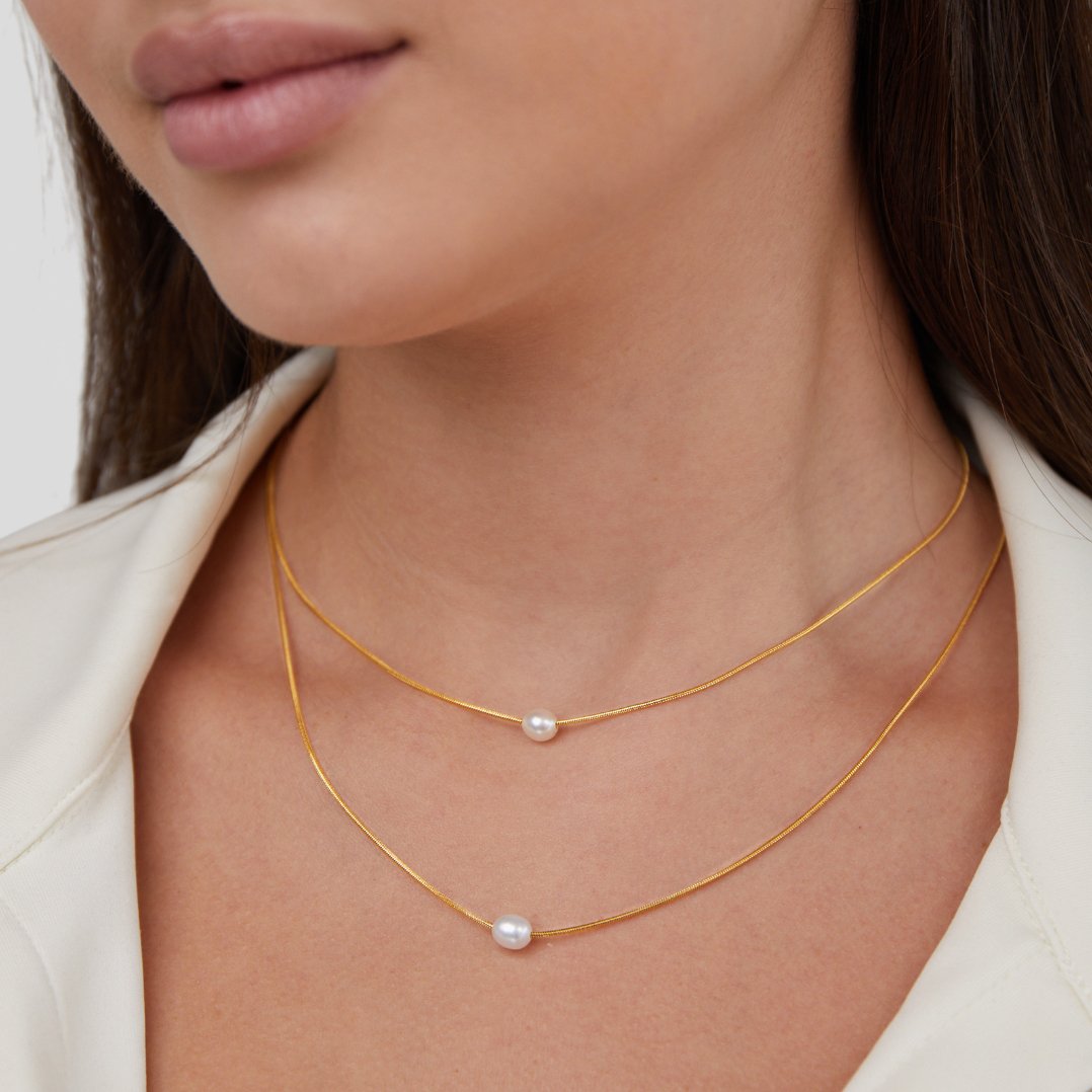 Collar multicapa de perlas de agua dulce